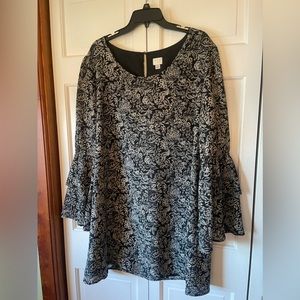 **NWOT** Black and white dress with flared sleeves